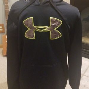 Under Amour hoodie